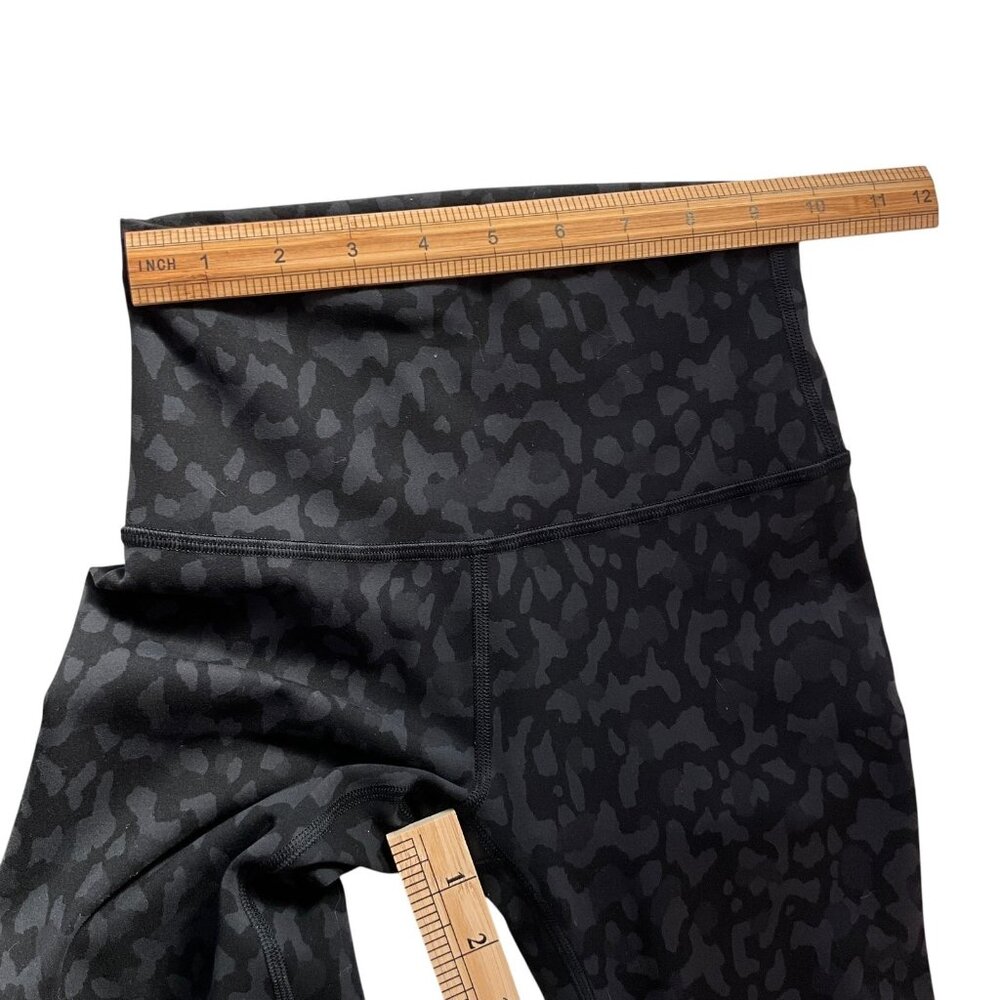 Lululemon Leggings Womens 2 Black Camo High Rise Lululemon Wunder Train Tight - Picture 8 of 11